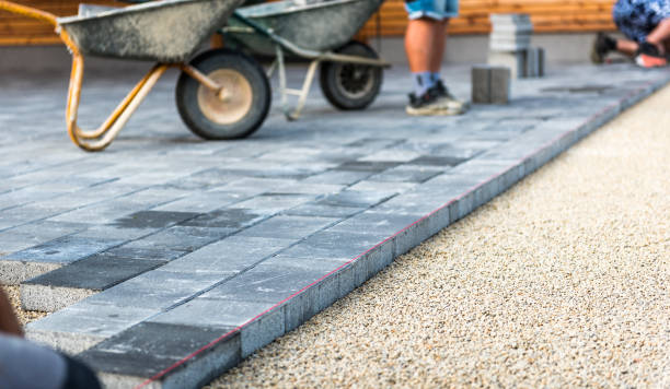 Best Concrete Driveway Installation in Hartford, WI